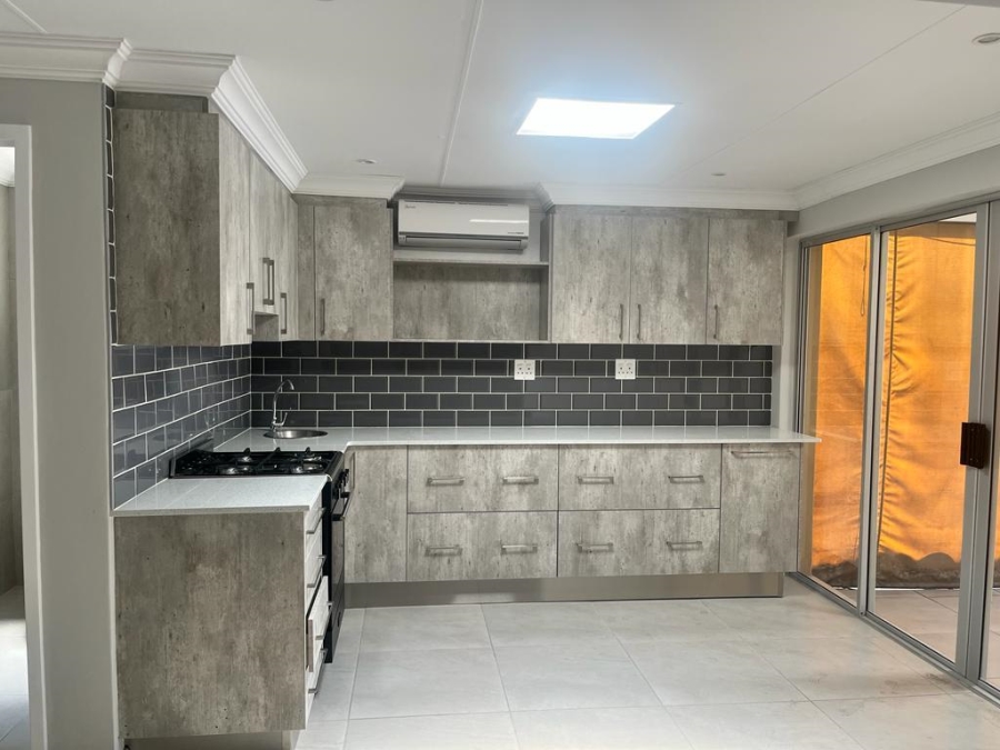 4 Bedroom Property for Sale in Riverside Beach Club Free State